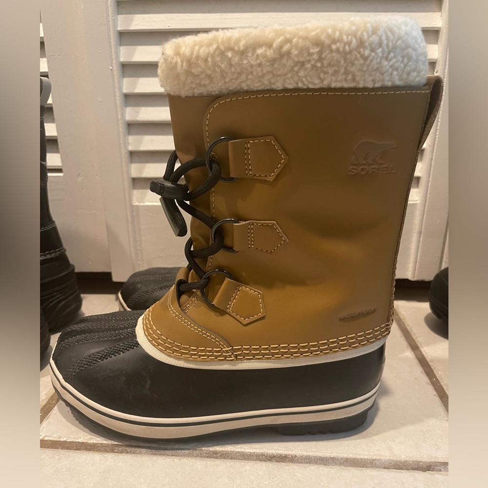 Sorel Snow Winter Boots Size 3